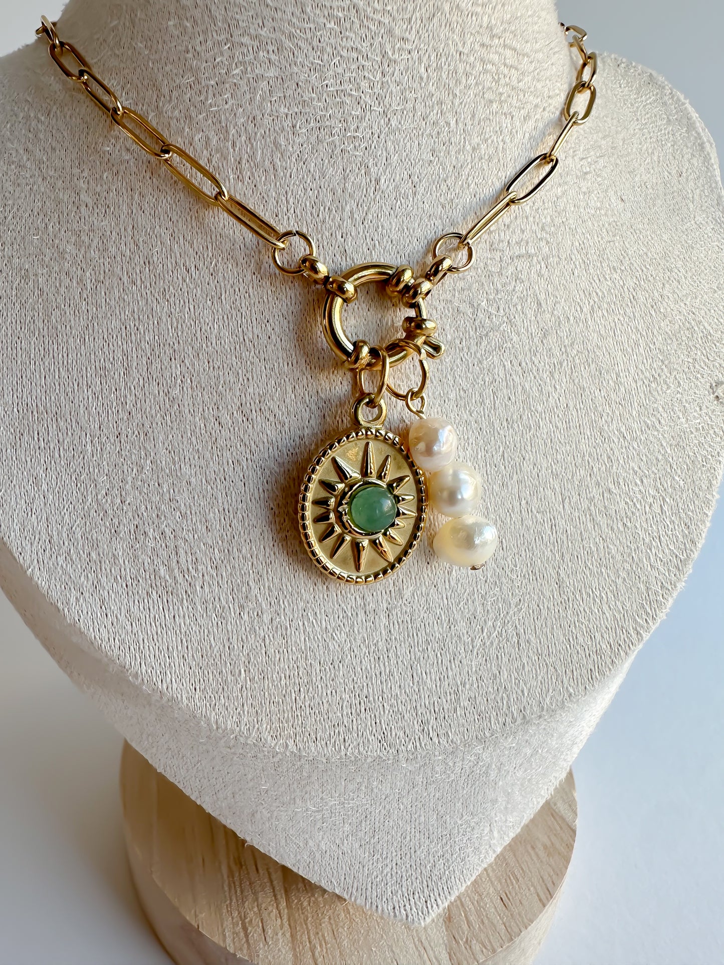 Charm Ariel barrett 3