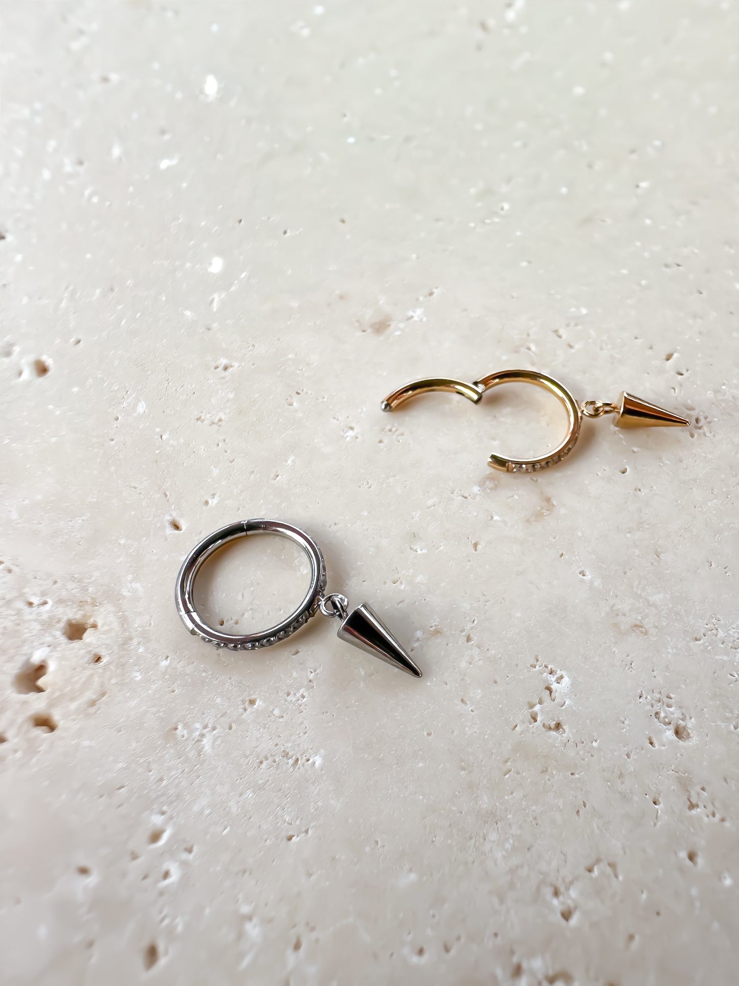 Piercing Hoop Tusk titanio