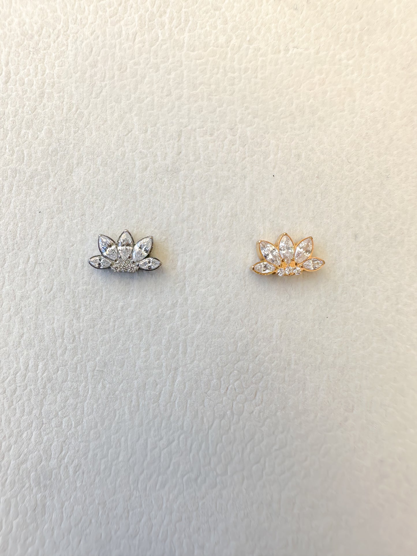 Piercing Loto titanio