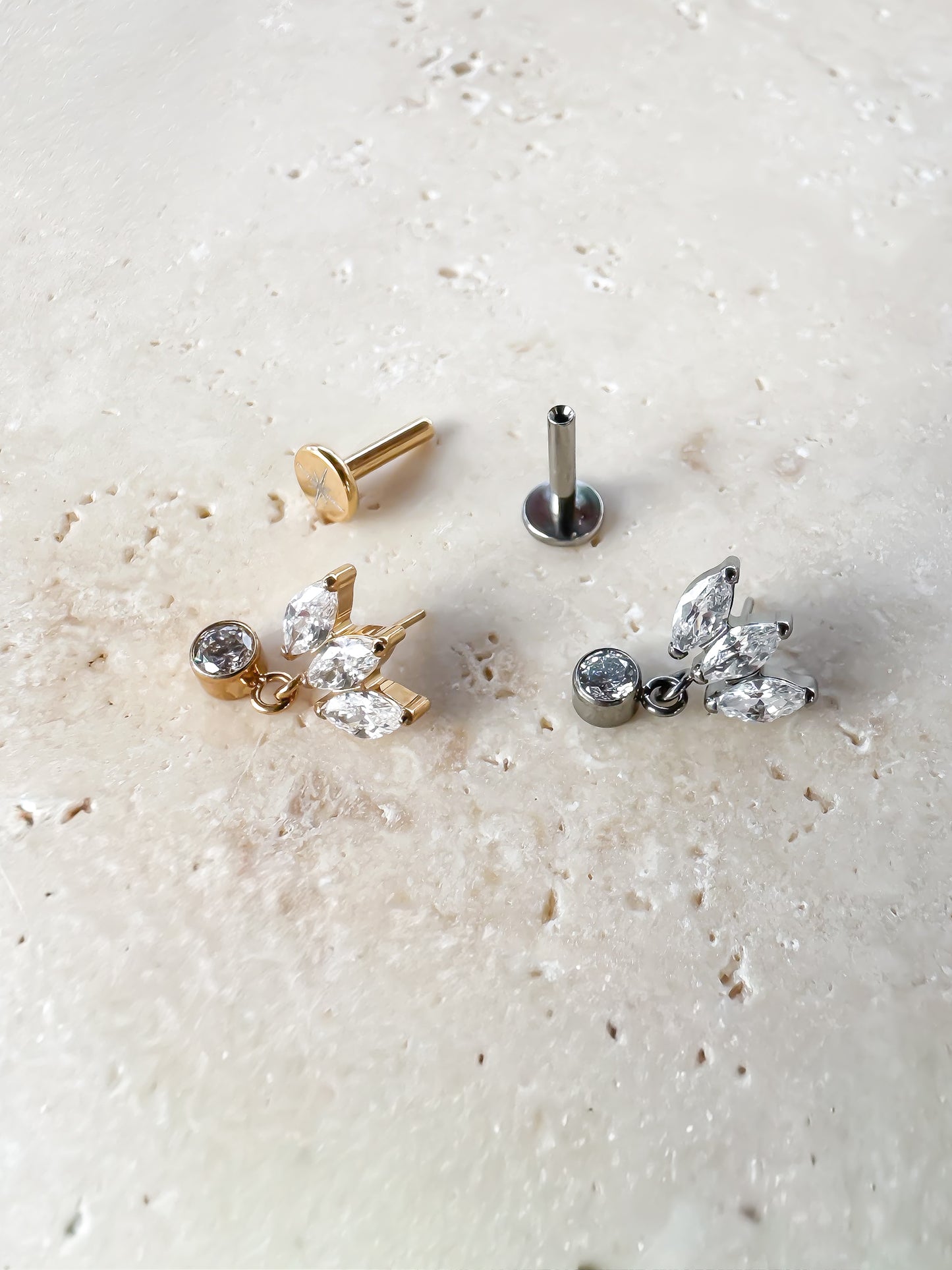 Piercing Clover pendente titanio