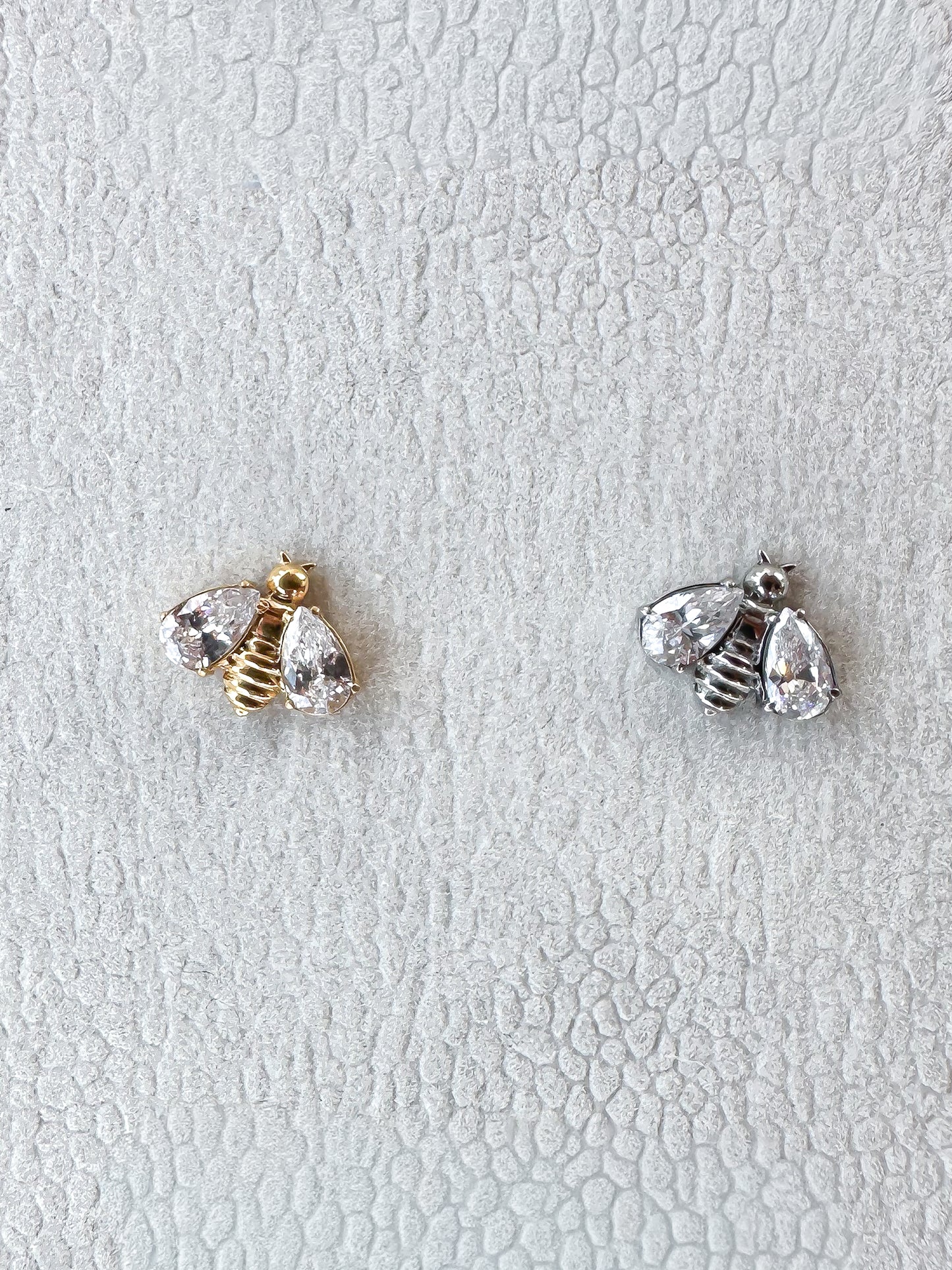 Piercing Bee Shine titanio