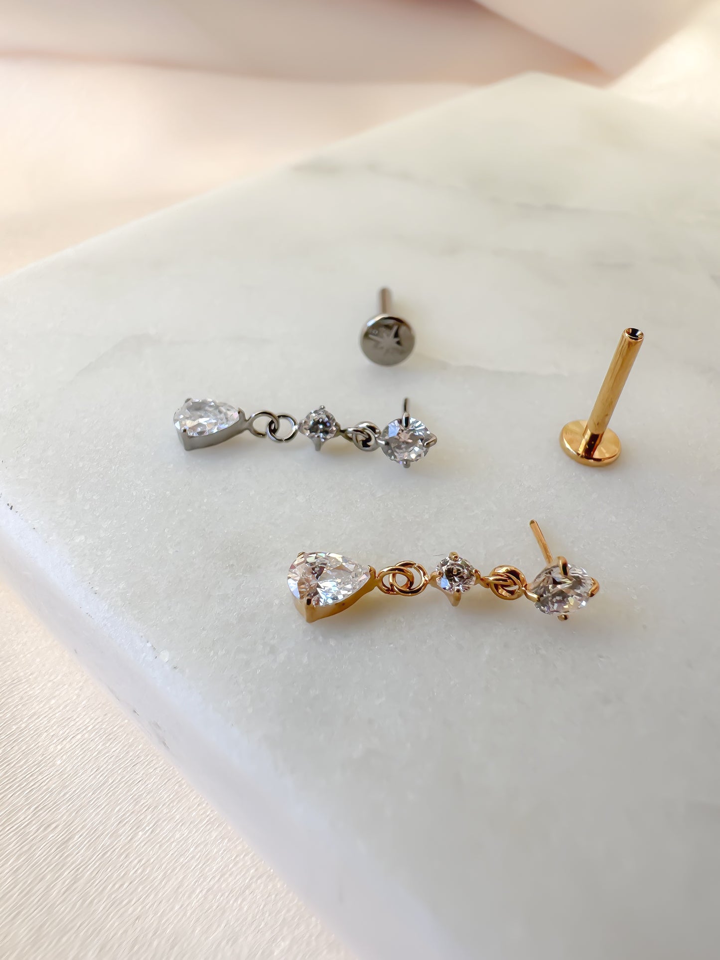 Piercing Rain titanio