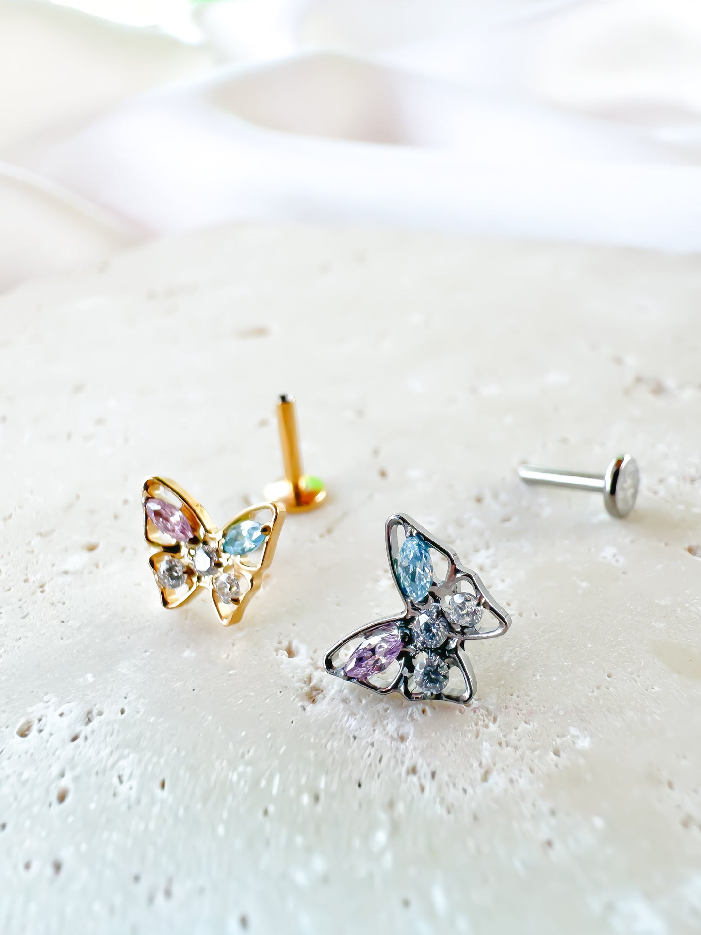 Piercing Mariposa titanio